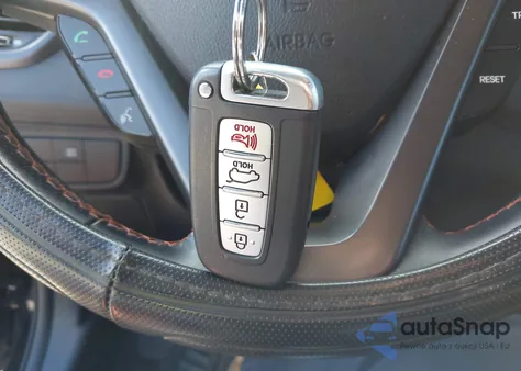 2016 Hyundai Veloster Turbo z USA, uszkodzony, nr VIN KMHTC6AE4GU249501